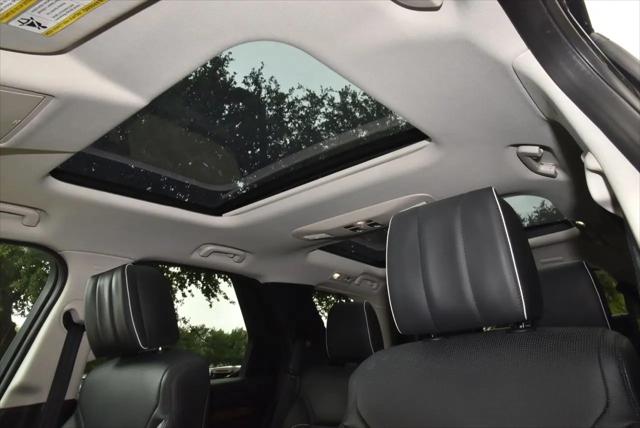 2017 Land Rover Discovery HSE LUXURY