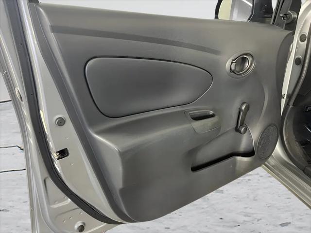 2012 Nissan Versa 1.6 S