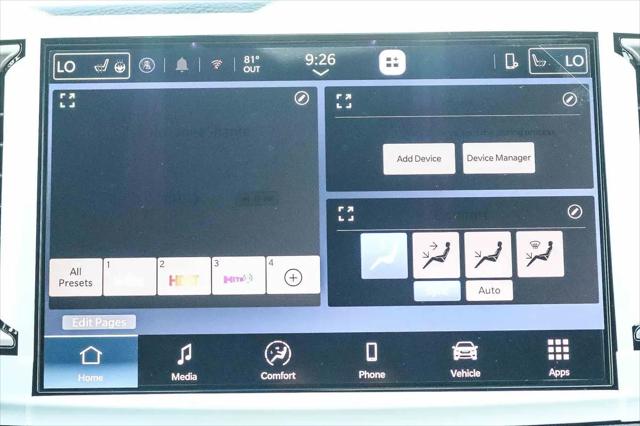 2027 Chrysler Pacifica Select