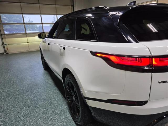 2022 Land Rover Range Rover Velar P250 R-Dynamic S