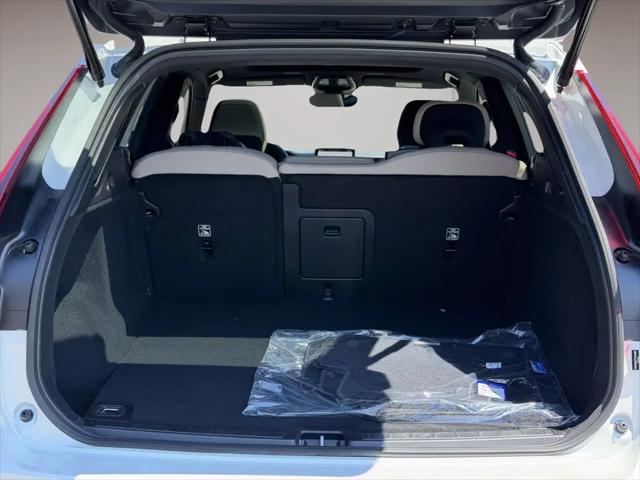 2026 Volvo XC60 B5 Core