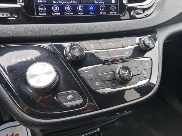 2020 Chrysler Pacifica Touring L