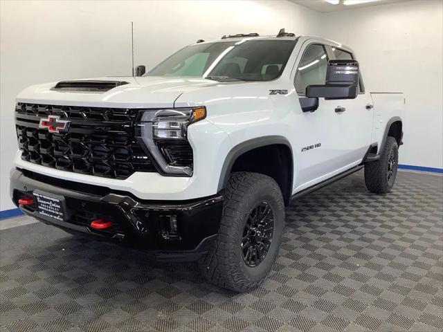 2026 Chevrolet Silverado 2500HD Crew Cab, Standard Bed, XR2, 4WD for sale in Higginsville, MO