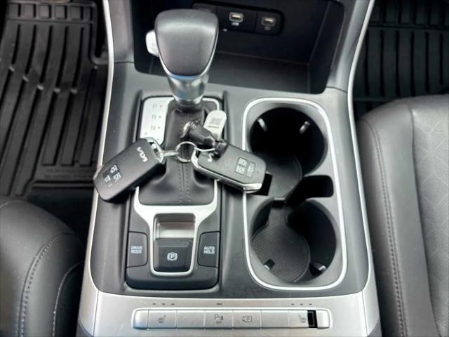 2023 Kia Carnival MPV LX Seat Package