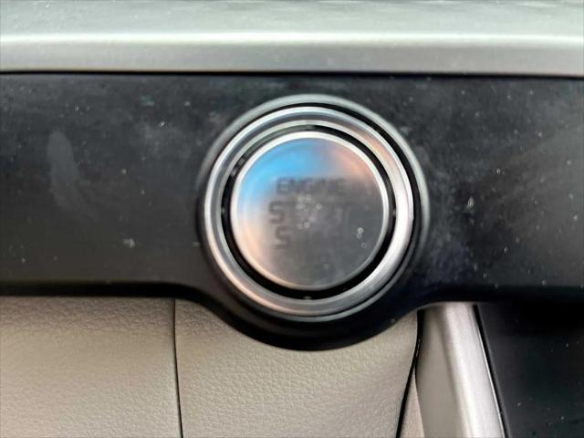 2023 Kia Carnival MPV LX Seat Package