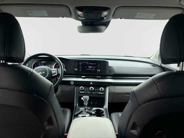 2023 Kia Carnival MPV LX Seat Package