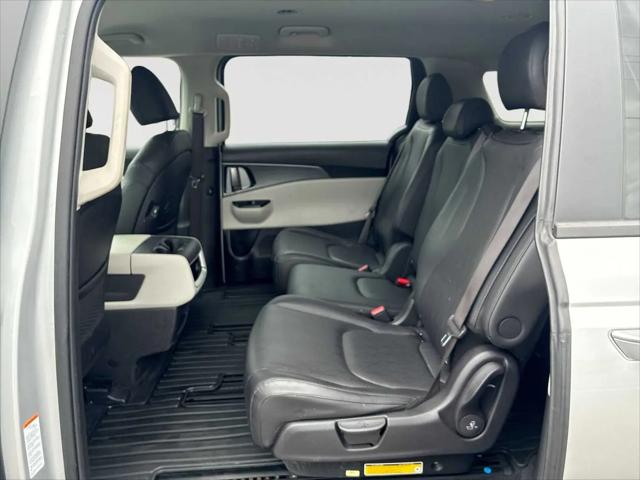 2023 Kia Carnival MPV LX Seat Package