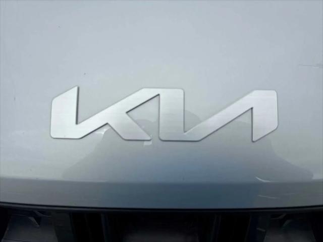 2023 Kia Carnival MPV LX Seat Package