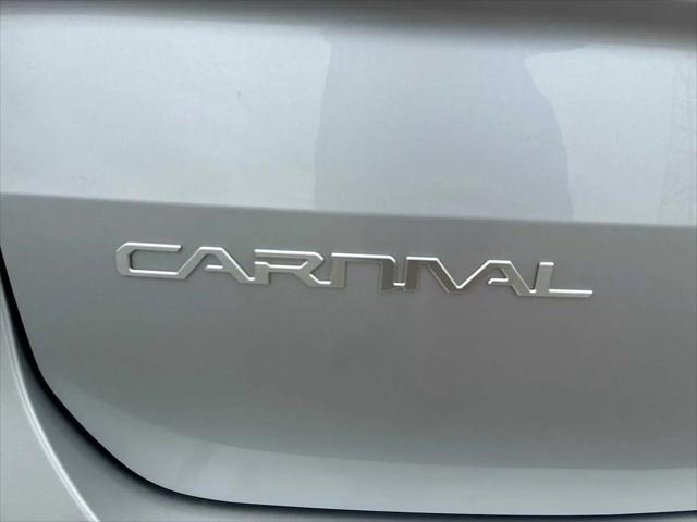 2023 Kia Carnival MPV LX Seat Package