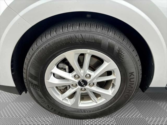 2023 Kia Carnival MPV LX Seat Package