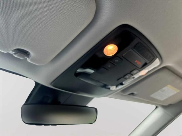2023 Kia Carnival MPV LX Seat Package