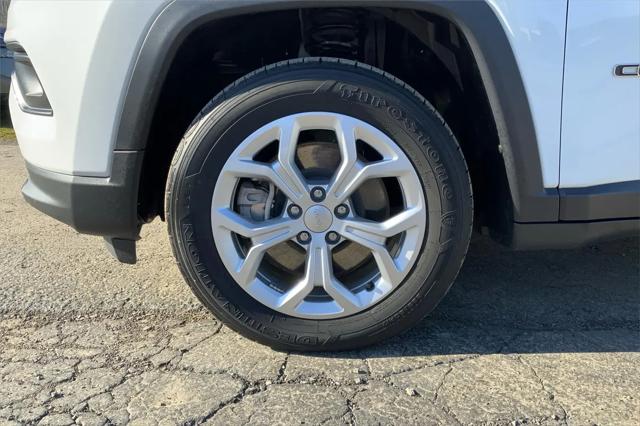 2024 Jeep Compass Latitude 4x4
