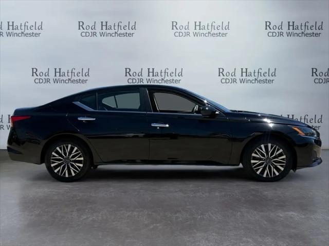 2023 Nissan Altima SV FWD