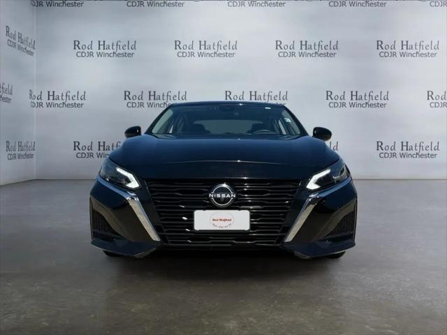 2023 Nissan Altima SV FWD