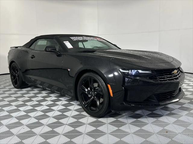 2023 Chevrolet Camaro RWD Convertible 2LT