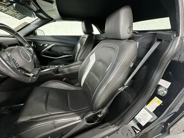 2023 Chevrolet Camaro RWD Convertible 2LT