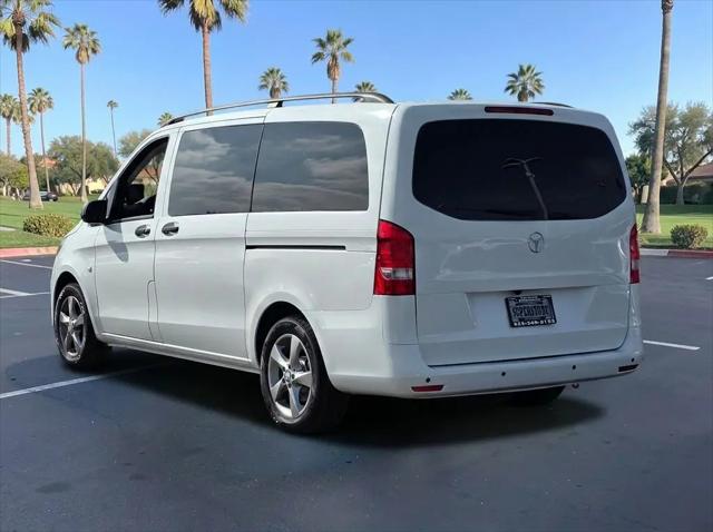 2016 Mercedes-Benz Metris Standard