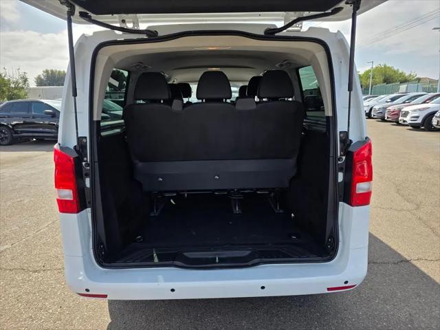 2016 Mercedes-Benz Metris Standard
