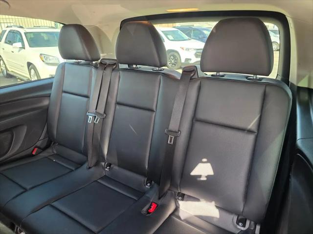 2016 Mercedes-Benz Metris Standard