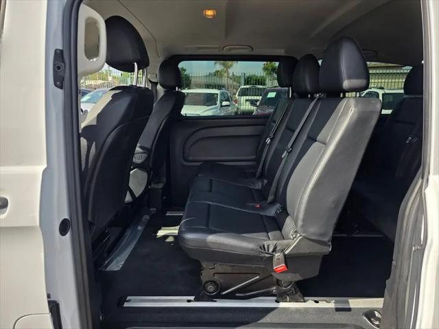 2016 Mercedes-Benz Metris Standard