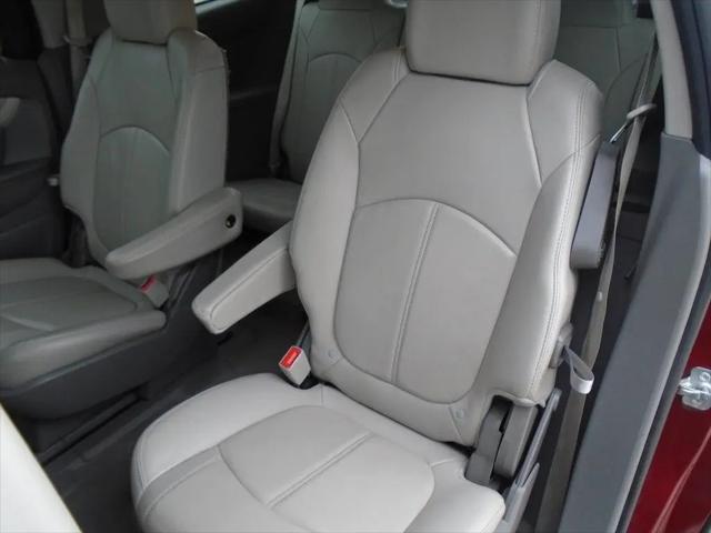 2016 Chevrolet Traverse 2LT