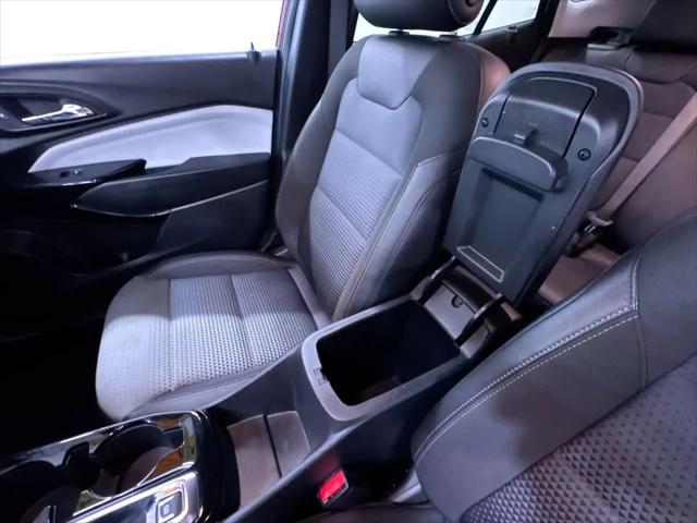 2025 Chevrolet Trax FWD LT