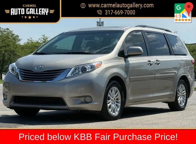 2017 Toyota Sienna XLE 8 Passenger for sale in Carmel, IN