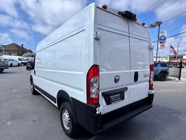 2024 Ram ProMaster 2500 Cargo Van Tradesman High Roof 159" WB w/Pass Seat