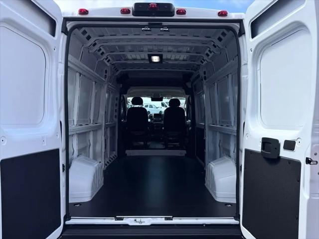 2024 Ram ProMaster 2500 Cargo Van Tradesman High Roof 159" WB w/Pass Seat