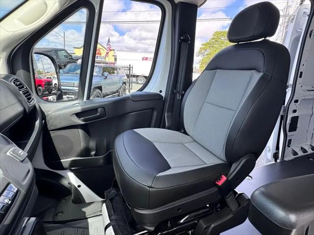 2024 Ram ProMaster 2500 Cargo Van Tradesman High Roof 159" WB w/Pass Seat