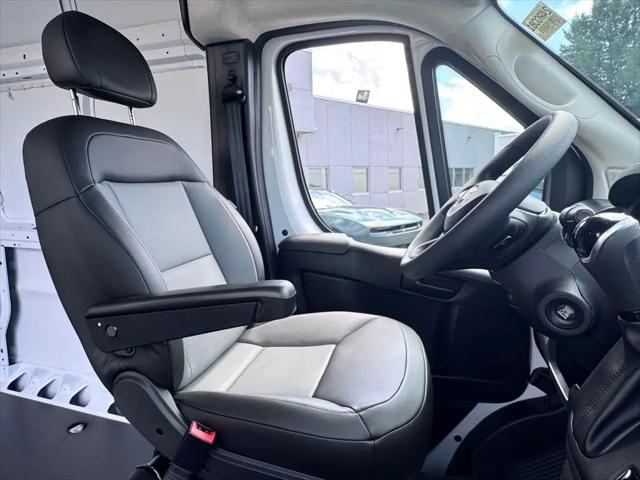 2024 Ram ProMaster 2500 Cargo Van Tradesman High Roof 159" WB w/Pass Seat
