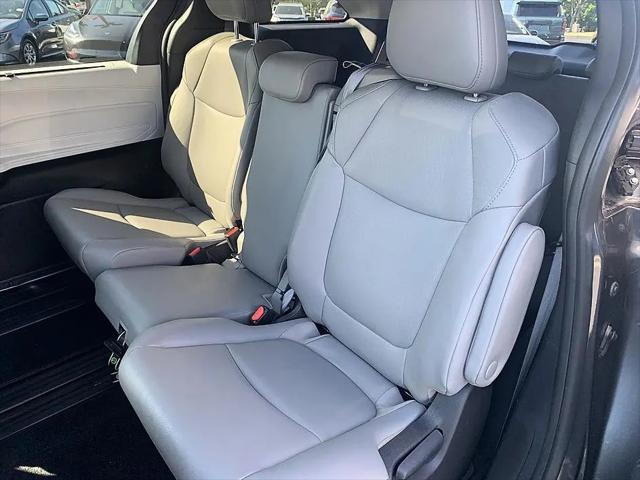 2025 Toyota Sienna XLE