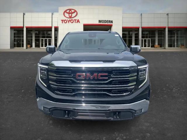 2023 GMC Sierra 1500 4WD Crew Cab Short Box SLT