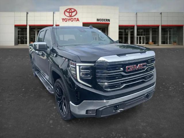 2023 GMC Sierra 1500 4WD Crew Cab Short Box SLT