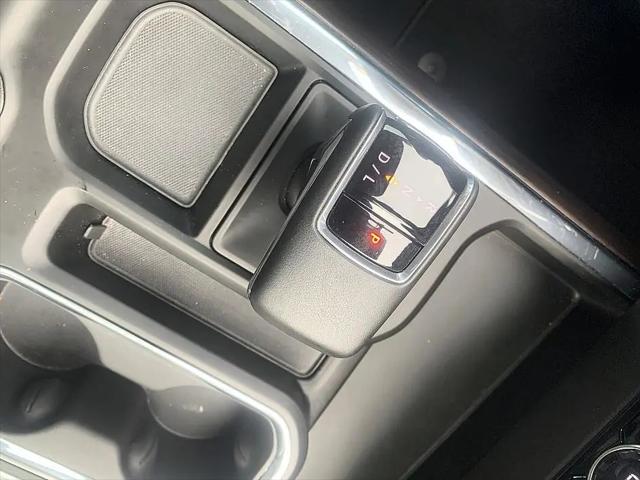 2023 GMC Sierra 1500 4WD Crew Cab Short Box SLT