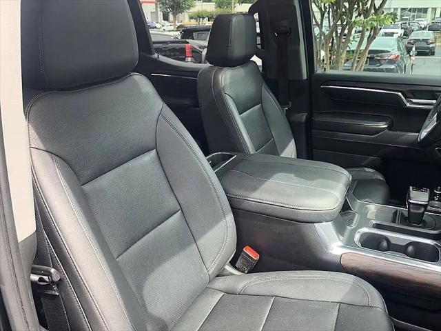 2023 GMC Sierra 1500 4WD Crew Cab Short Box SLT