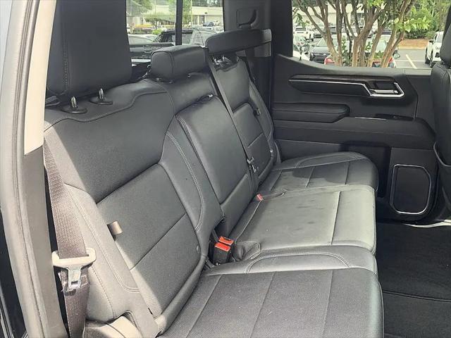 2023 GMC Sierra 1500 4WD Crew Cab Short Box SLT