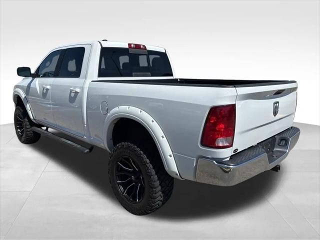 2019 Ram 1500 Classic SLT Crew Cab 4x4 6'4" Box
