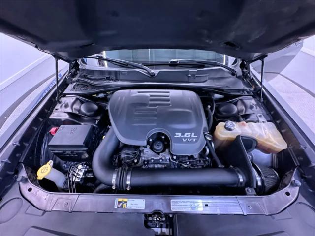 2014 Dodge Challenger SXT