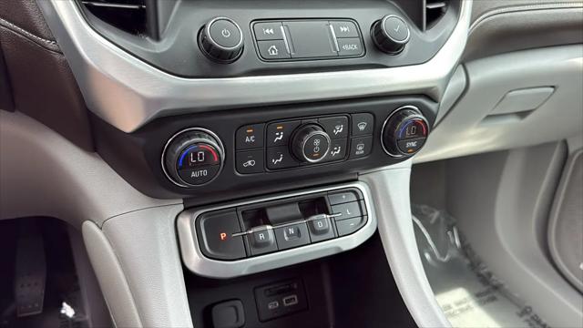 2021 GMC Acadia FWD SLT
