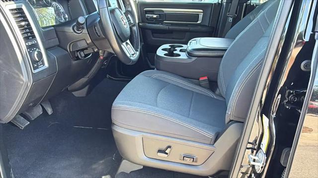 2024 Ram 1500 Classic Warlock Crew Cab 4x4 5'7" Box