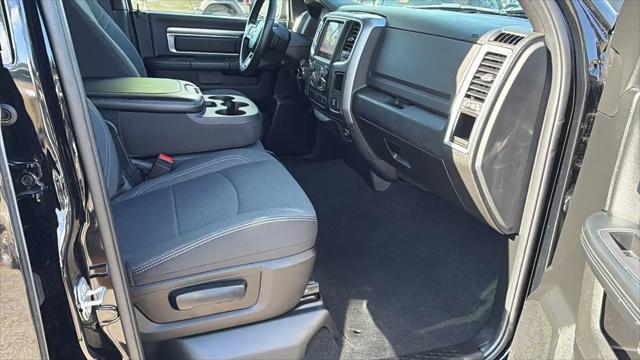 2024 Ram 1500 Classic Warlock Crew Cab 4x4 5'7" Box