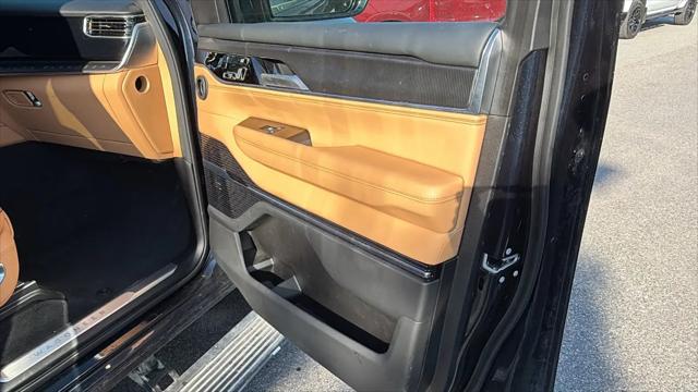 2025 Jeep Grand Wagoneer L Series III Obsidian 4x4
