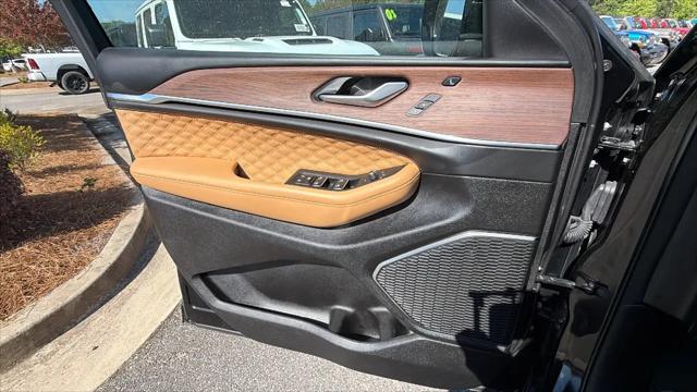 2025 Jeep Grand Cherokee L Summit 4x4