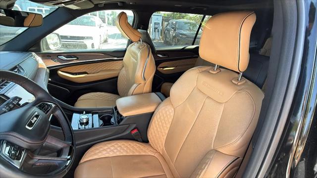 2025 Jeep Grand Cherokee L Summit 4x4