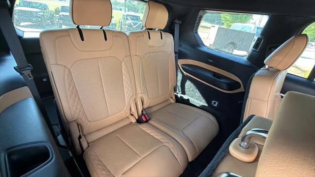 2025 Jeep Grand Cherokee L Summit 4x4
