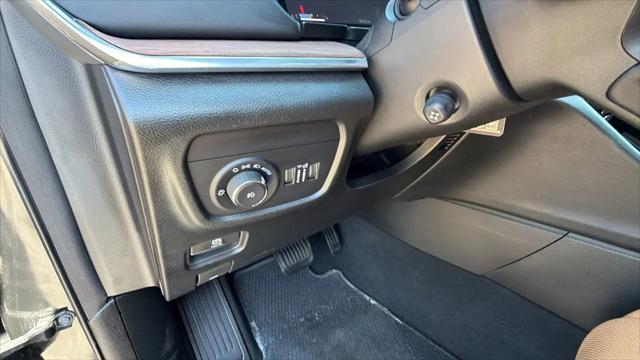 2025 Jeep Grand Cherokee L Summit 4x4