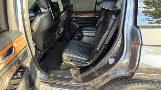 2025 Jeep Grand Cherokee L Summit Reserve 4x4