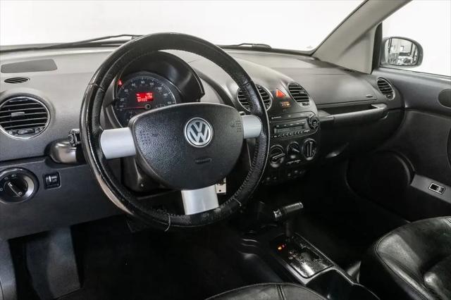 2006 Volkswagen New Beetle 2.5