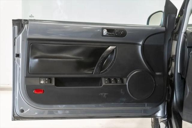 2006 Volkswagen New Beetle 2.5